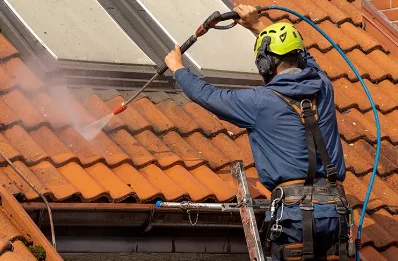 Démoussage et hydrofuge de toiture à Touffreville